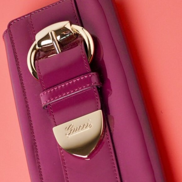 Vintage Gucci Purple Clutch - Picture 2 of 3